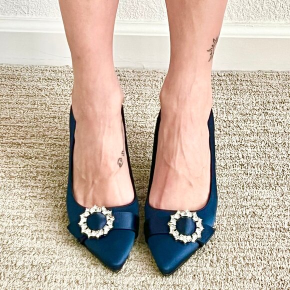 Women's 8US Pointed Toe Rhinestone Embellished Jewel Sapphire Blue Satin Pump - Picture 4 of 10